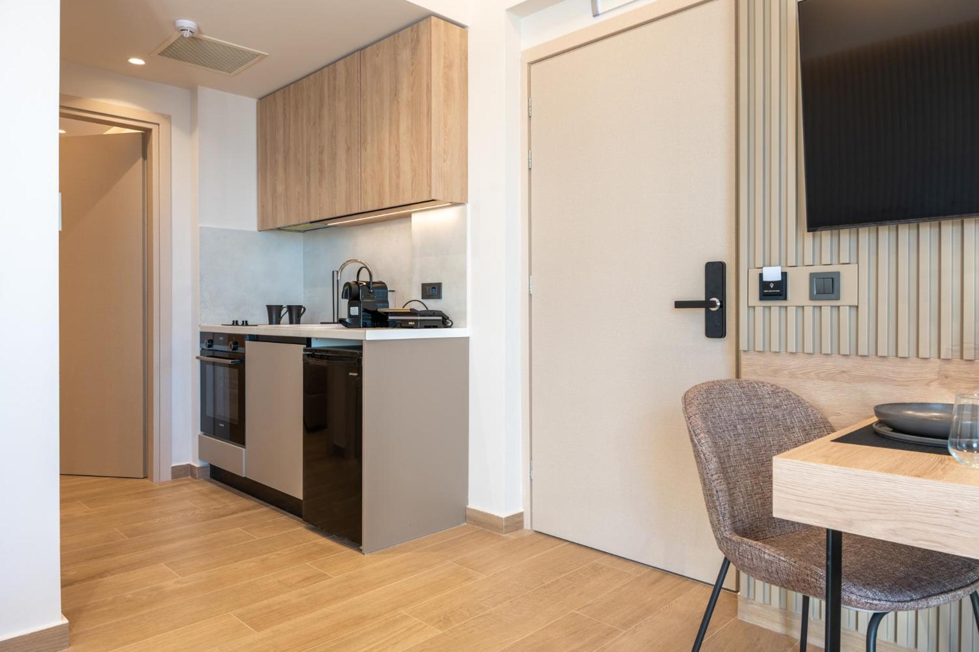Esthisea Suites Kalamata Extérieur photo